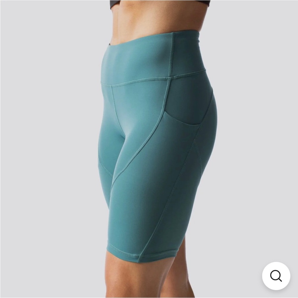 Born Primitive Cadence Short, Aquastone